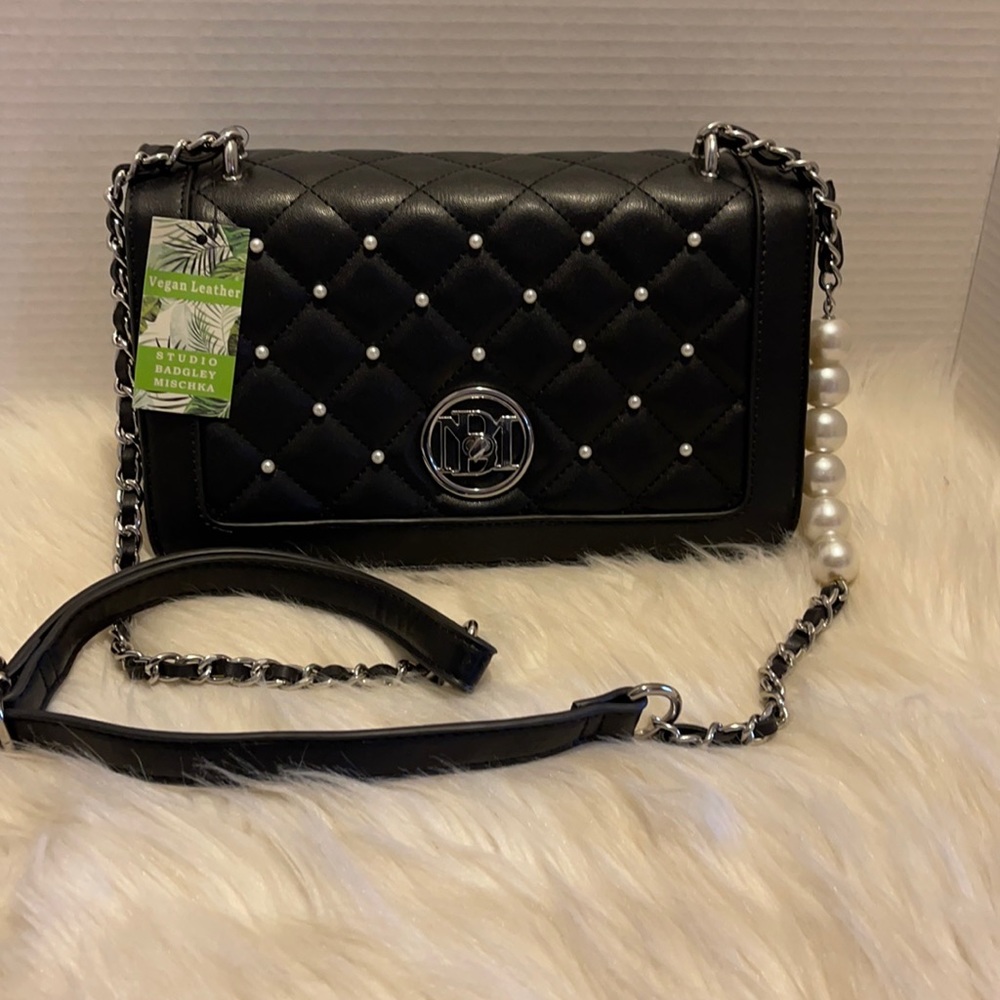 BADGLEY MISCHKA CROSSBODY BAG